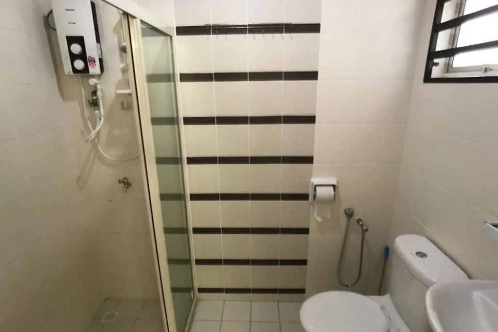Holiday home Bedream -8-10Mins Lost World Tambun -16Pax Ipoh