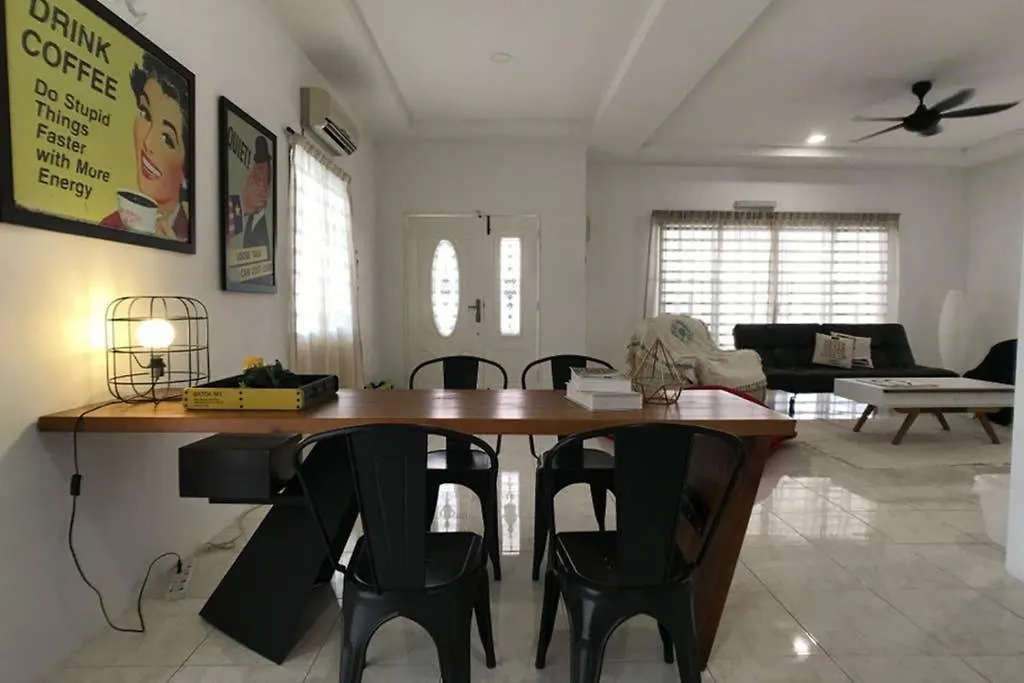 Bedream -8-10Mins Lost World Tambun -16Pax Ipoh Holiday home